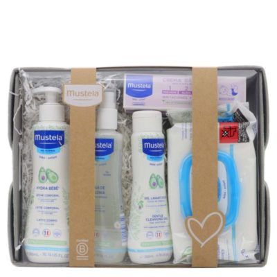 Canastilla bebé gris. Mustela