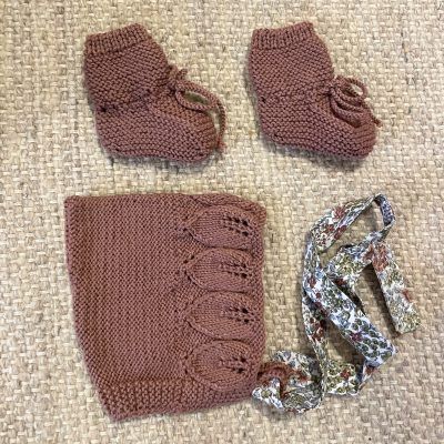 Conjunto Patucos Rosa Oscuro Capota 3 meses